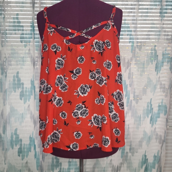 Torrid - Floral crisscross cami - Picture 4 of 7